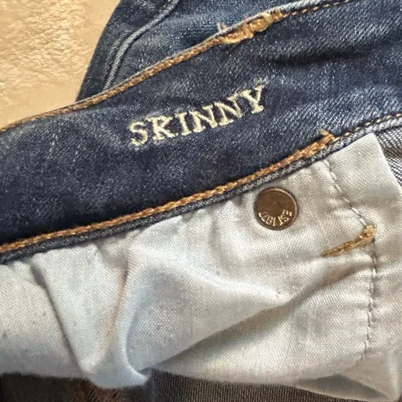 American Eagle Outfitters Skinny Jeans with Super Stretch. Size 14 - Picture 10 of 12